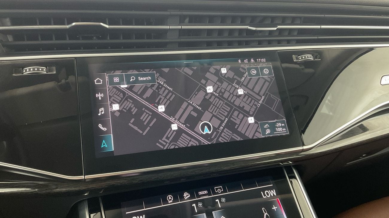 أودي Q7 55 TFSI quattro S-Line | upto AED 20,000 Ramadan Discount | شامل الضمان | 0 ﺪﻔﻋﺓ ﺃﻮﻟﻯ