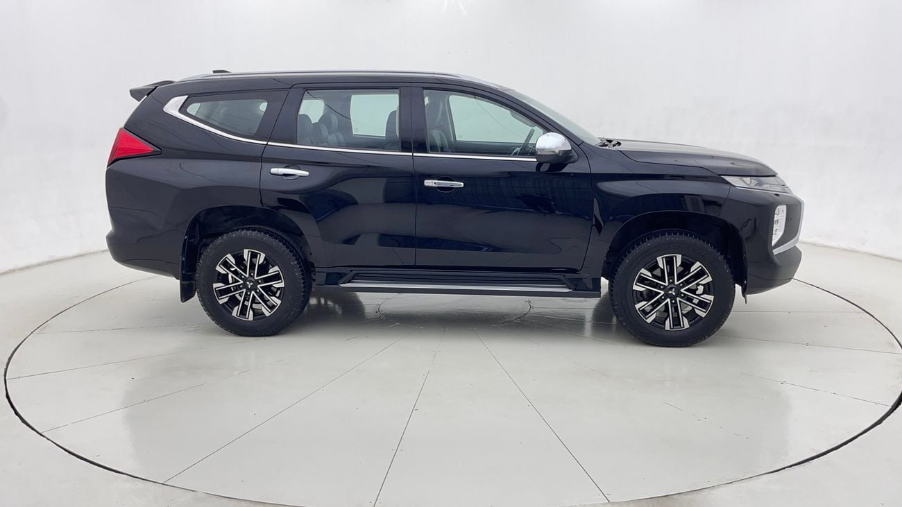 ميتسوبيشي مونتيرو سبورت 2023 GLS PREMIUM | AED 1414/Month | 0 DP | 30 Day Return | Warranty | Service History