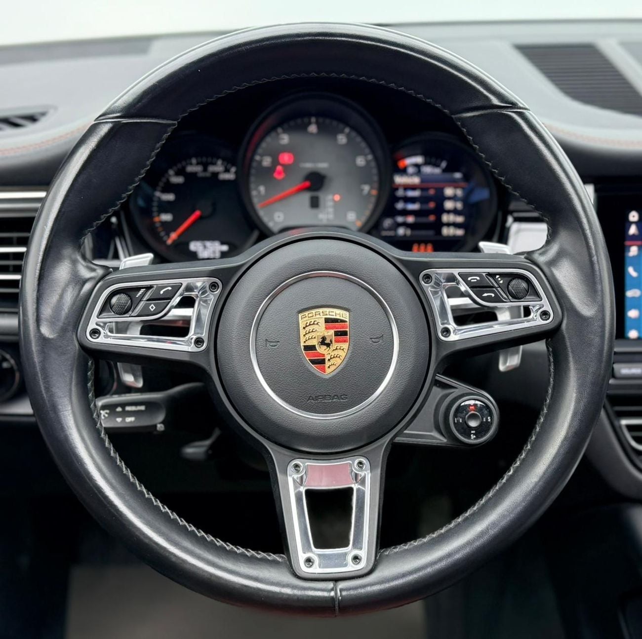 بورش ماكان S 3.0L (340 HP)