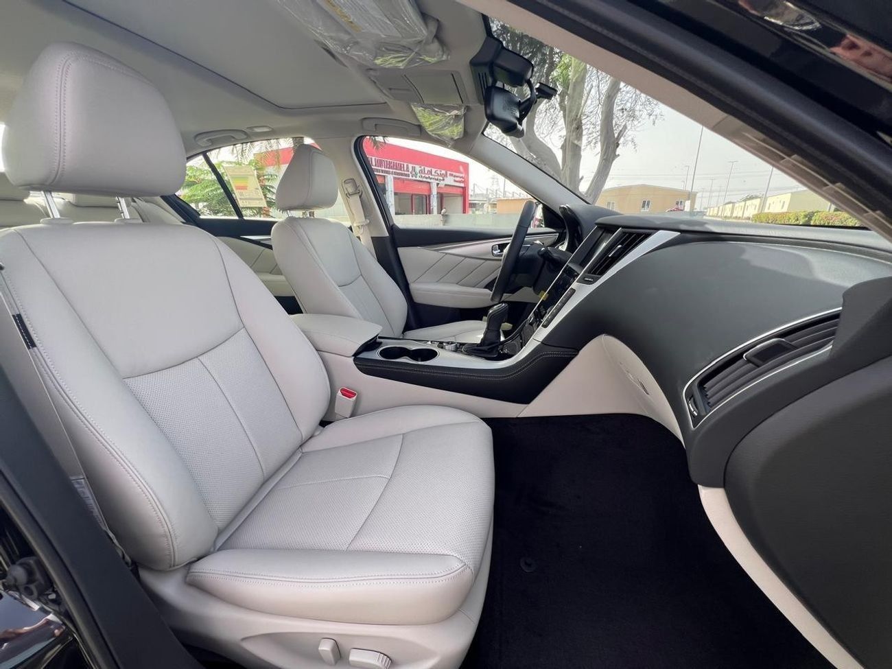 إنفينيتي Q50 Luxe 3.0L