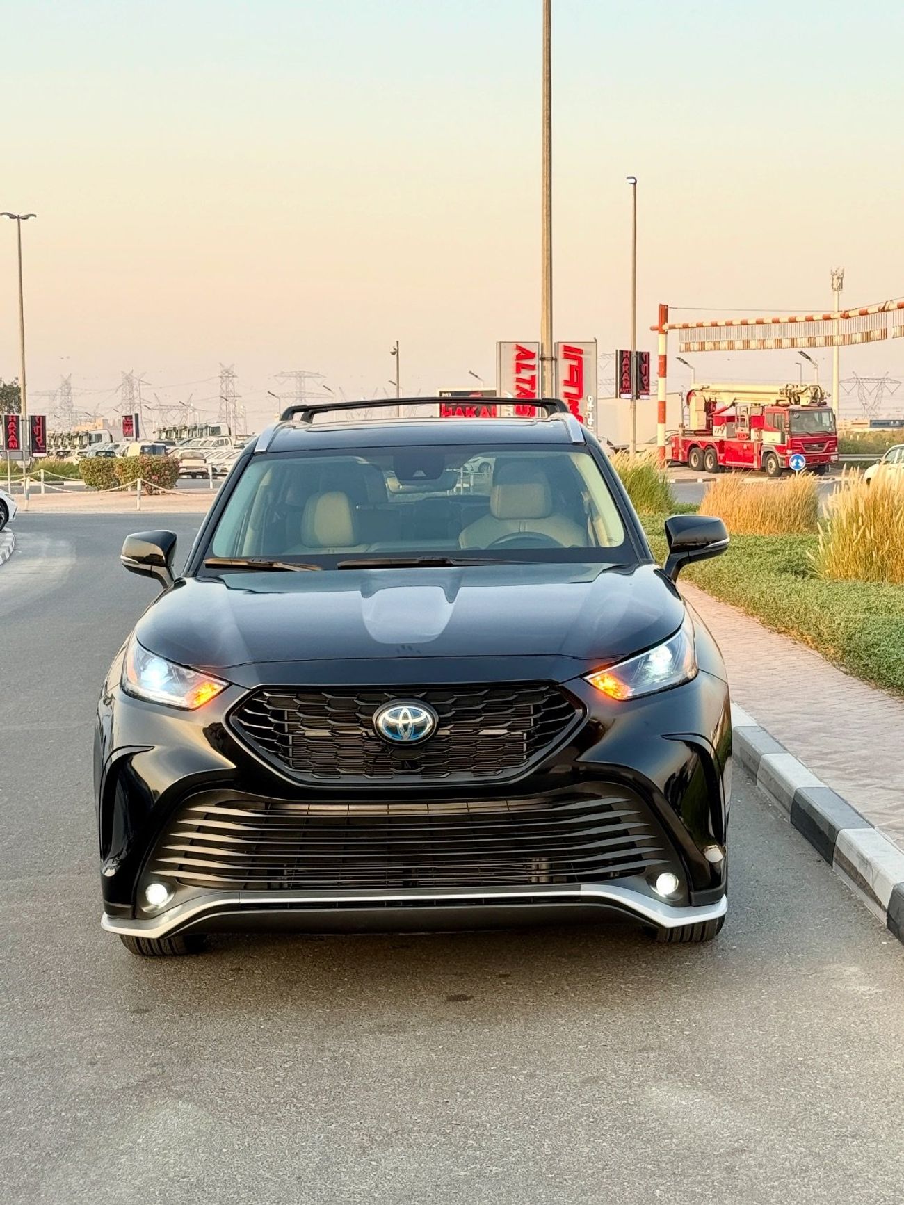 Toyota Highlander Highlander xle Hybrid AWD