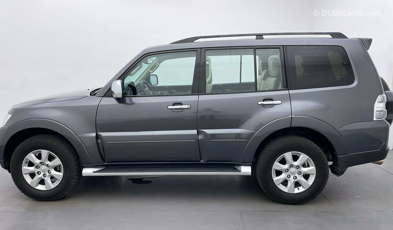 Mitsubishi Pajero GLS MIDLINE WITH SUNROOF 3.5 | Under Warranty | Inspected on 150+ parameters