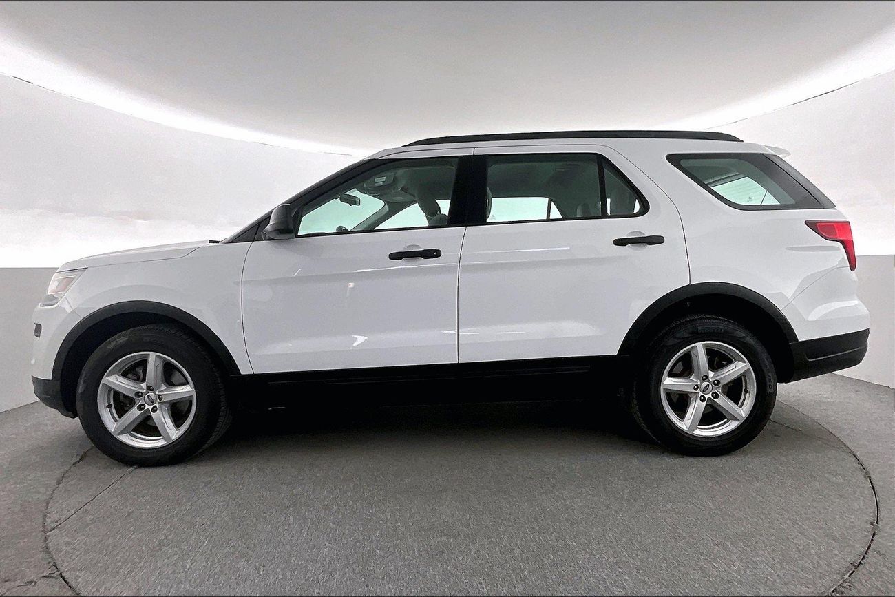 فورد إكسبلورر XLT (Cloth) | National Day Celebration | شامل الضمان | 0 ﺪﻔﻋﺓ ﺃﻮﻟﻯ