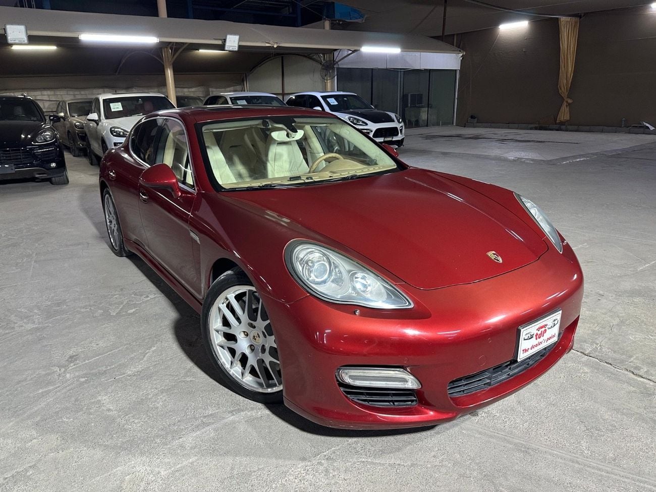 Porsche Panamera TURBO | CARBON CERAMIC BRAKES (PCCB) | SPORTS CHRONO PACKAGE | TWO-TONE LEATHER INTERIOR