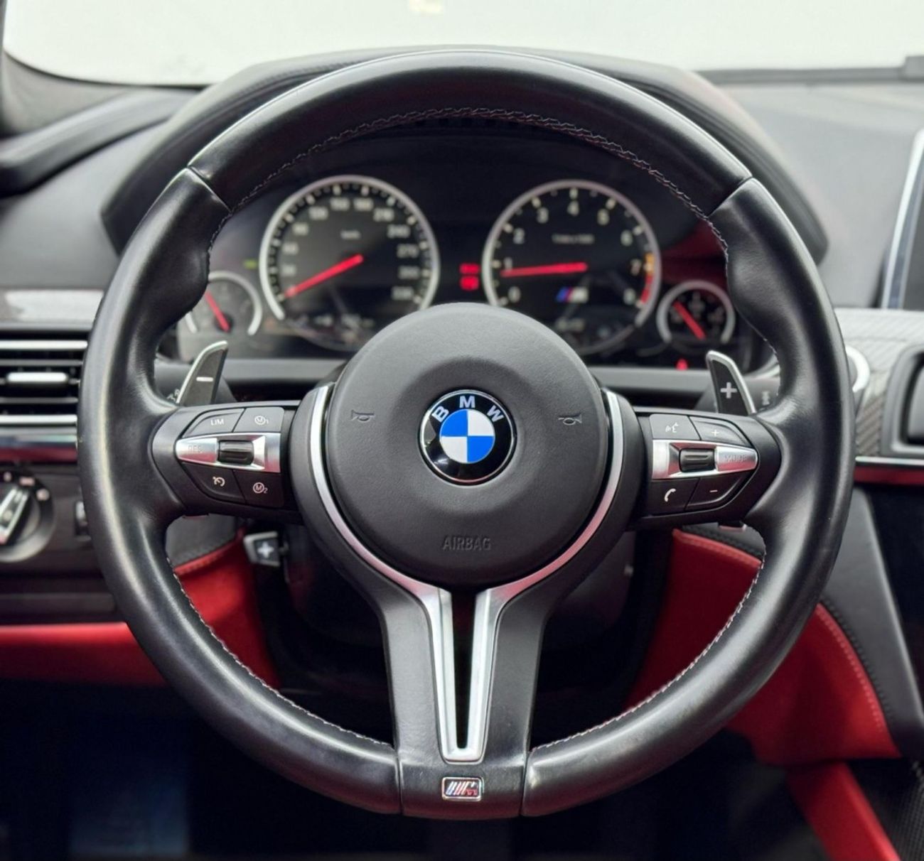 BMW M6 Std 4.4L 2015 BMW M6 Gran Coupe, Service History, Carbon Fiber Package, Very Low Kms, GCC