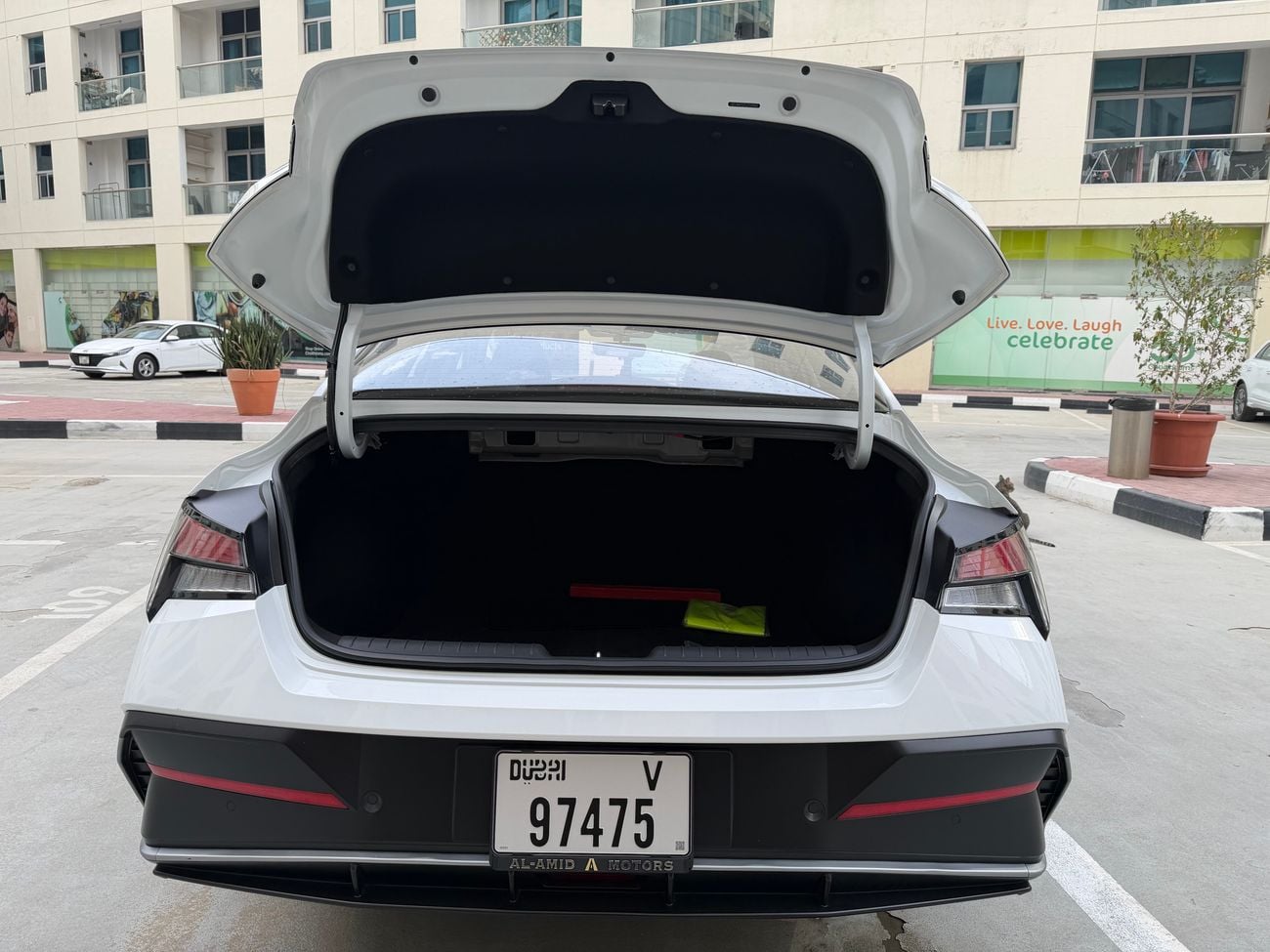 هيونداي إلانترا