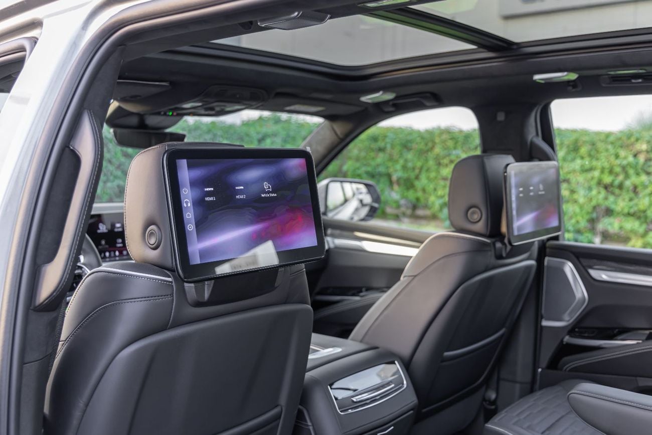 Cadillac Escalade Escalade-V 6.2L Cadillac Escalade | V | 2025 | GCC | Warranty available with Al Kendy + Service Cont