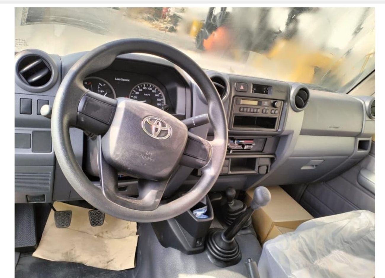 Toyota Land Cruiser Pick Up DC 4.2L DIESEL MANUAL TRANSMISSION