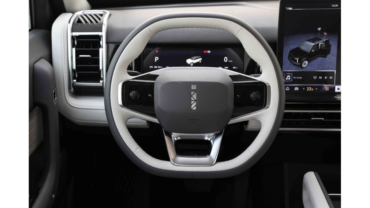 Chery iCar 03 2024 ICAR EQ3 V2 Long Range - White inside White | Export Only