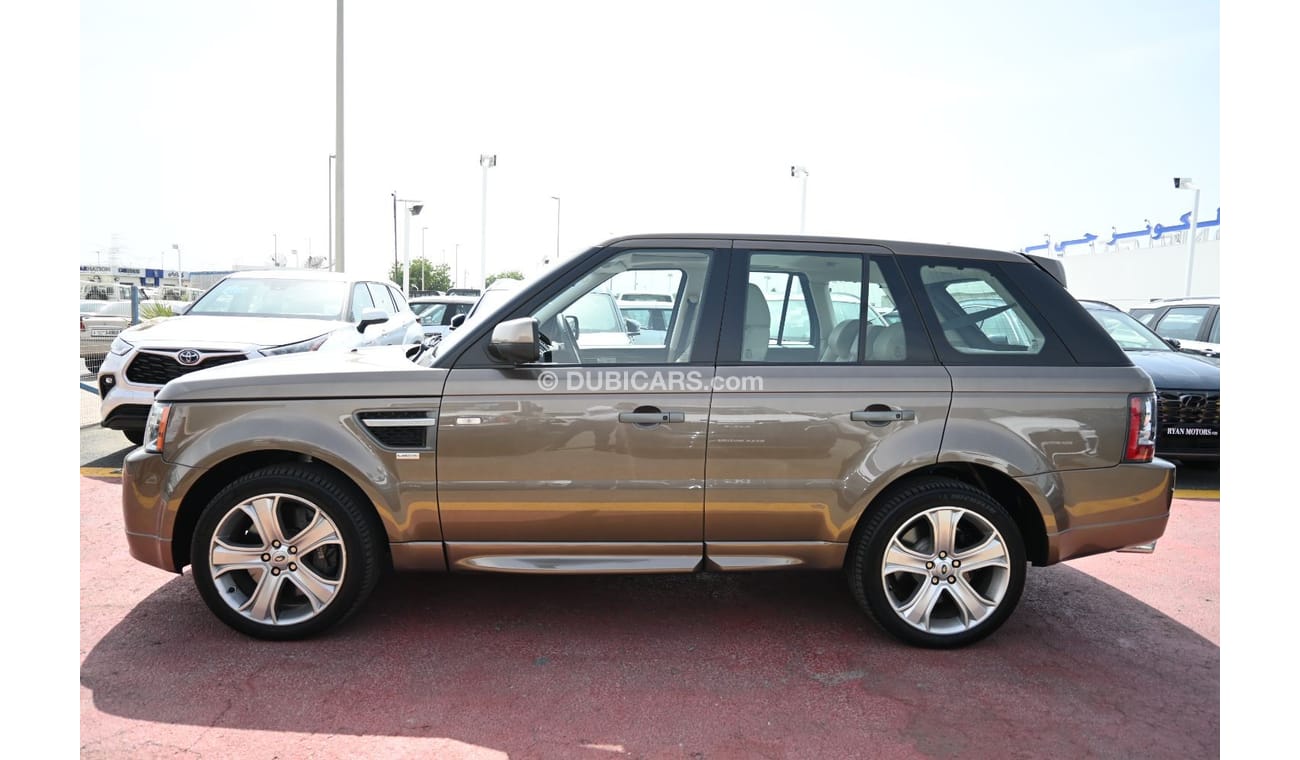 Land Rover Range Rover Sport Range Rover Sport Supercharged HST 5.0L Petrol, V8, SUV, AWD, 5Doors Color: Gold Model: 2011