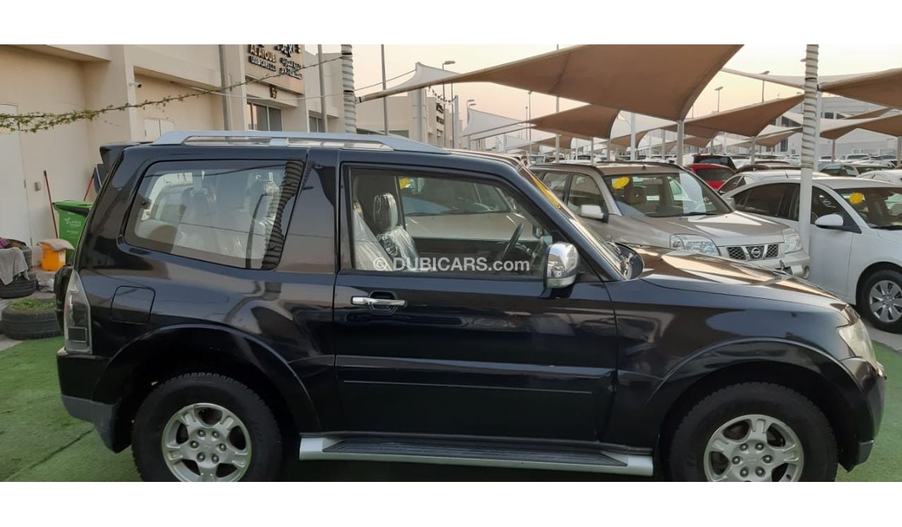 ميتسوبيشي باجيرو خليجى - مثبت سرعة - شاشة - رنجات بحالة ممتازة لاتحتاج لاى مصاريف