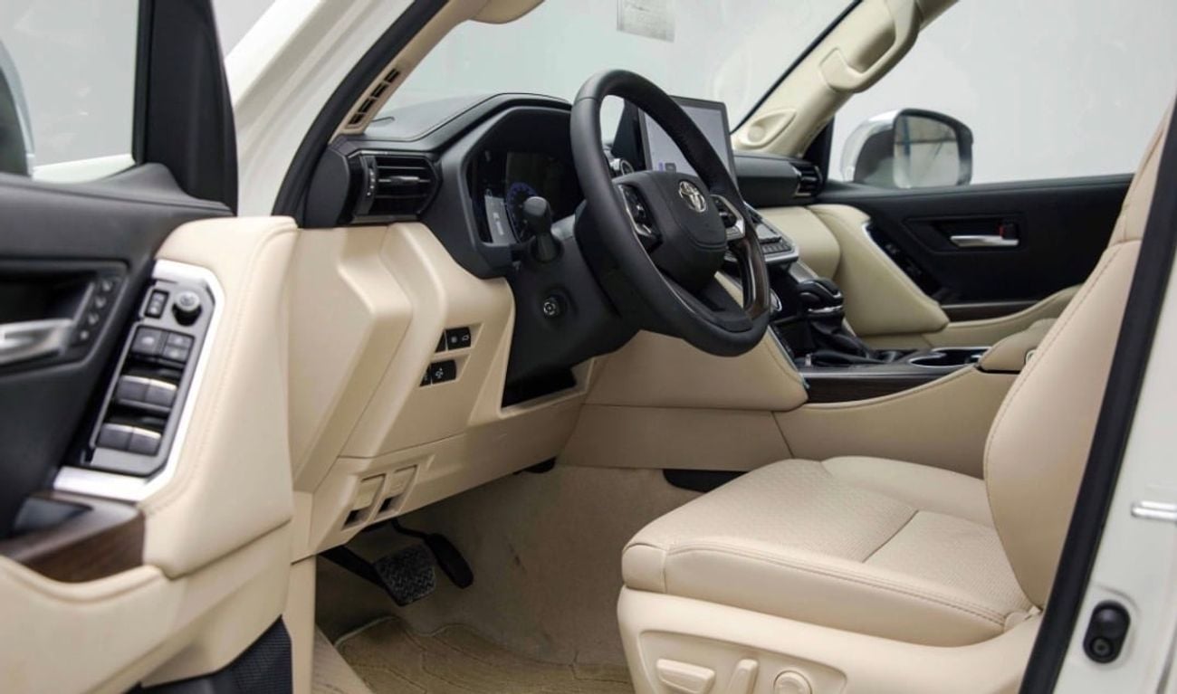 تويوتا لاند كروزر VXR