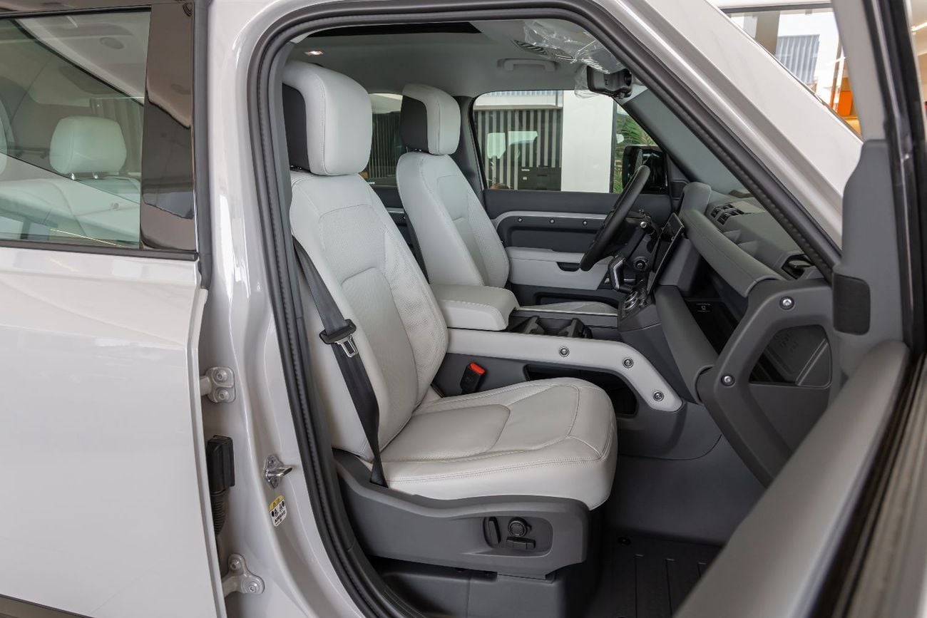 لاند روفر ديفندر Land Rover Defender | 110 X-Dynamic SE (P400) | GCC Specs | 2026 (Export)