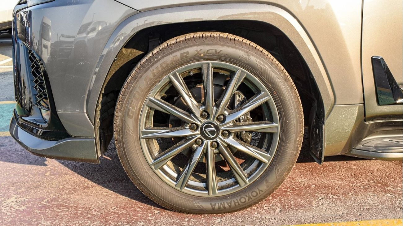 Lexus LX 600 FSport  3.5L V6