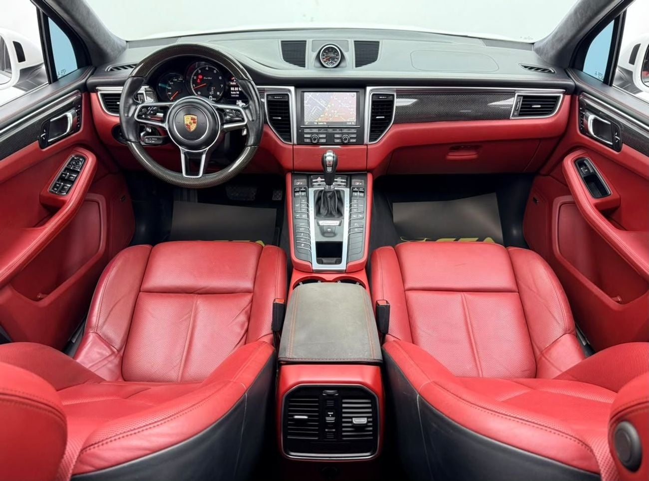 بورش ماكان TURBO 2015 Porsche Macan Turbo, Service History, Excellent Condition, GCC Specs.