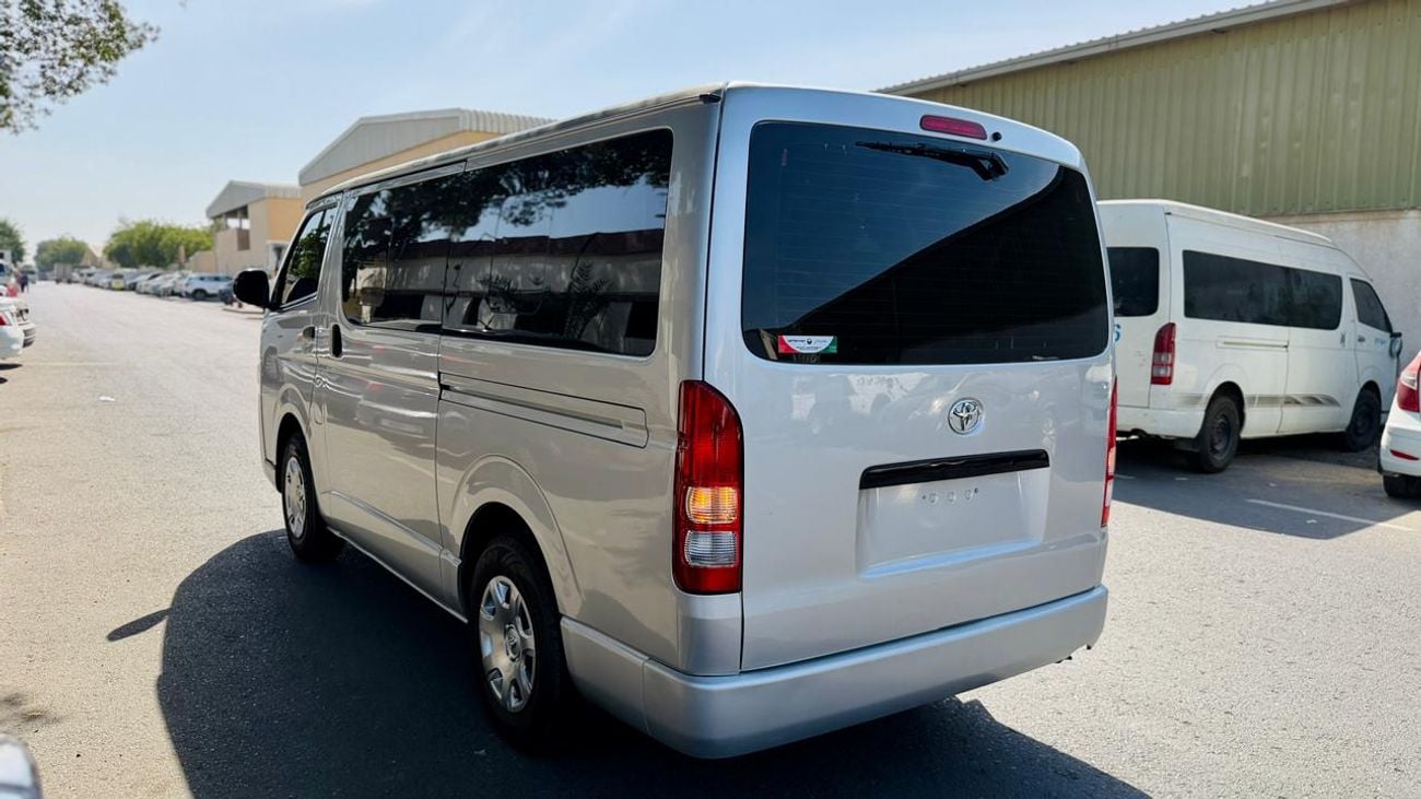 تويوتا هاياس 2018 | 2.7L PETROL | AT | RHD | COMFORT SEATS |  MULTIMEDIA SCREEN | TRACTION CONTROL