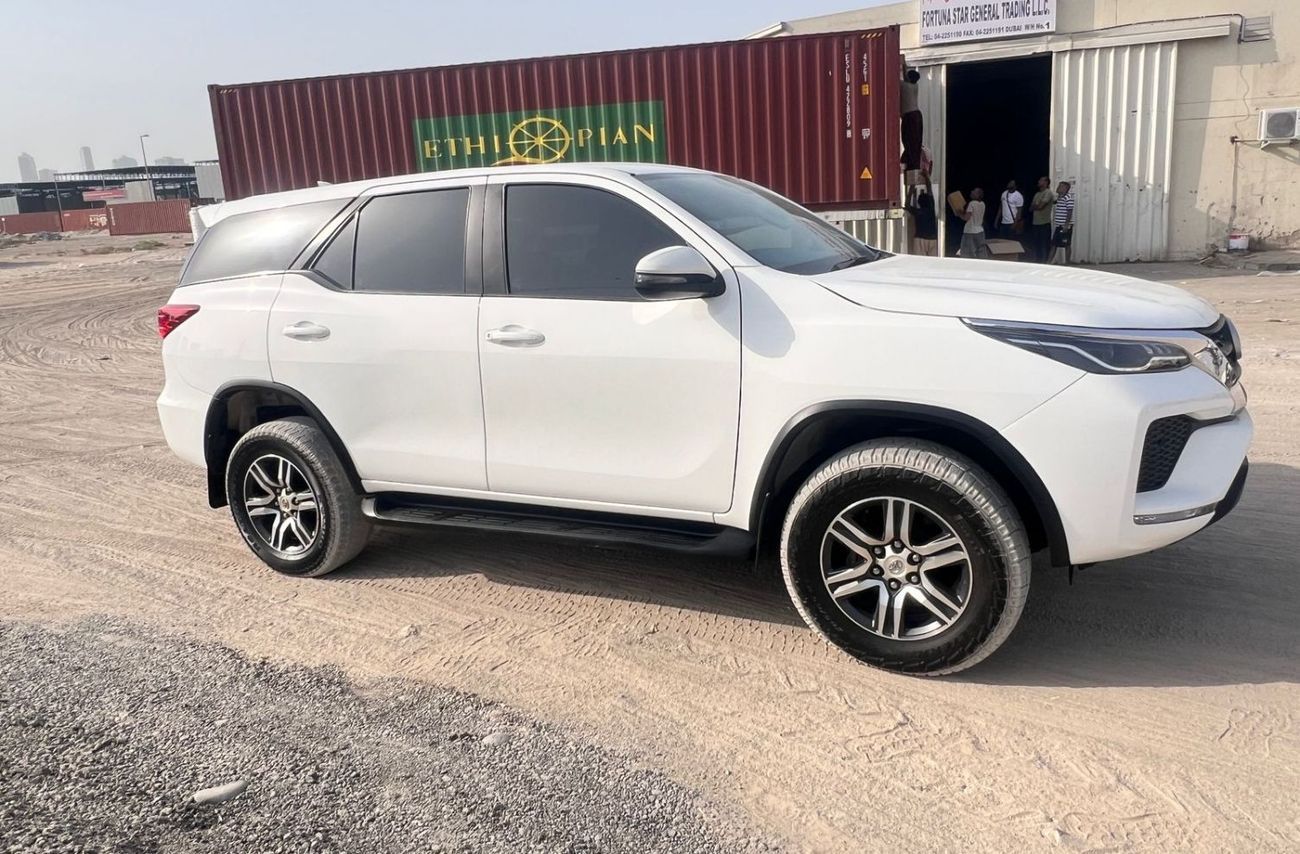 Toyota Fortuner 2024 SHAPE ,DIESEL 2.8 LITER ,RIGHT HAND DRIVE 2020 MODEL