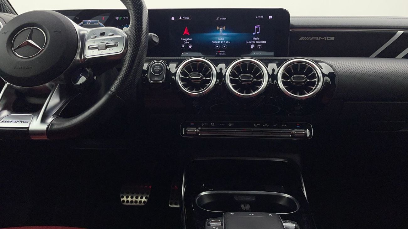 Mercedes-Benz A 35 AMG 4MATIC MERCEDES-BENZ A 35 2L 2022 | 0 DP | 1941/Month | 30 Day Return | Service History