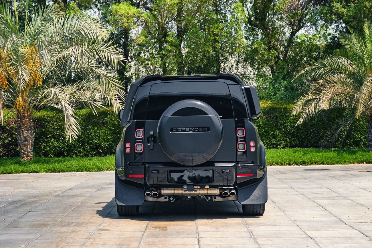 Land Rover Defender 90 P525 Fully Loaded with head up Display 2key interior carbon fiber trims completely covered by mat PPf Wit