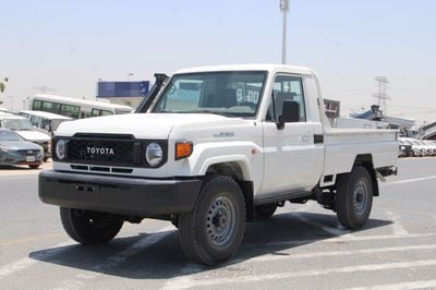 تويوتا لاند كروزر بيك آب TOYOTA LANDCRUISER 79 2.8L DIESEL SINGLE CAB STD E MANUAL