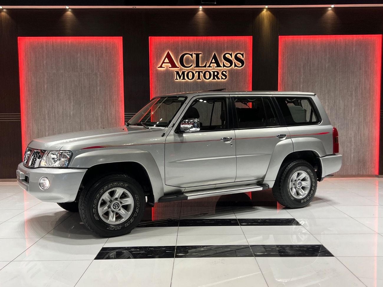 نيسان باترول سفاري Safari 4.8L A/T