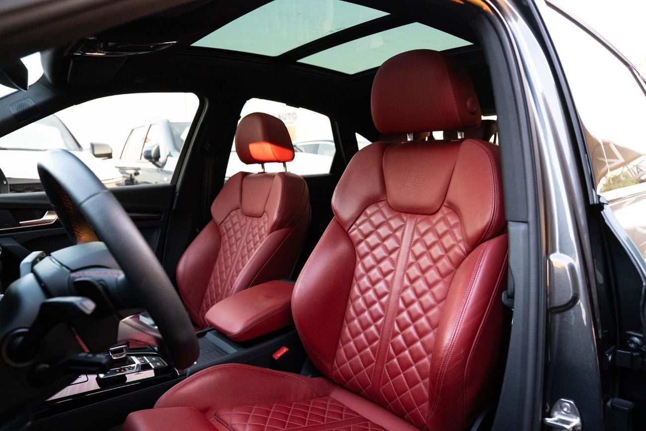 Audi SQ5 TFSI quattro 3.0L (349 HP) 2024 Agency Warranty Full Service History 3.0L Turbo V6 Low Milea