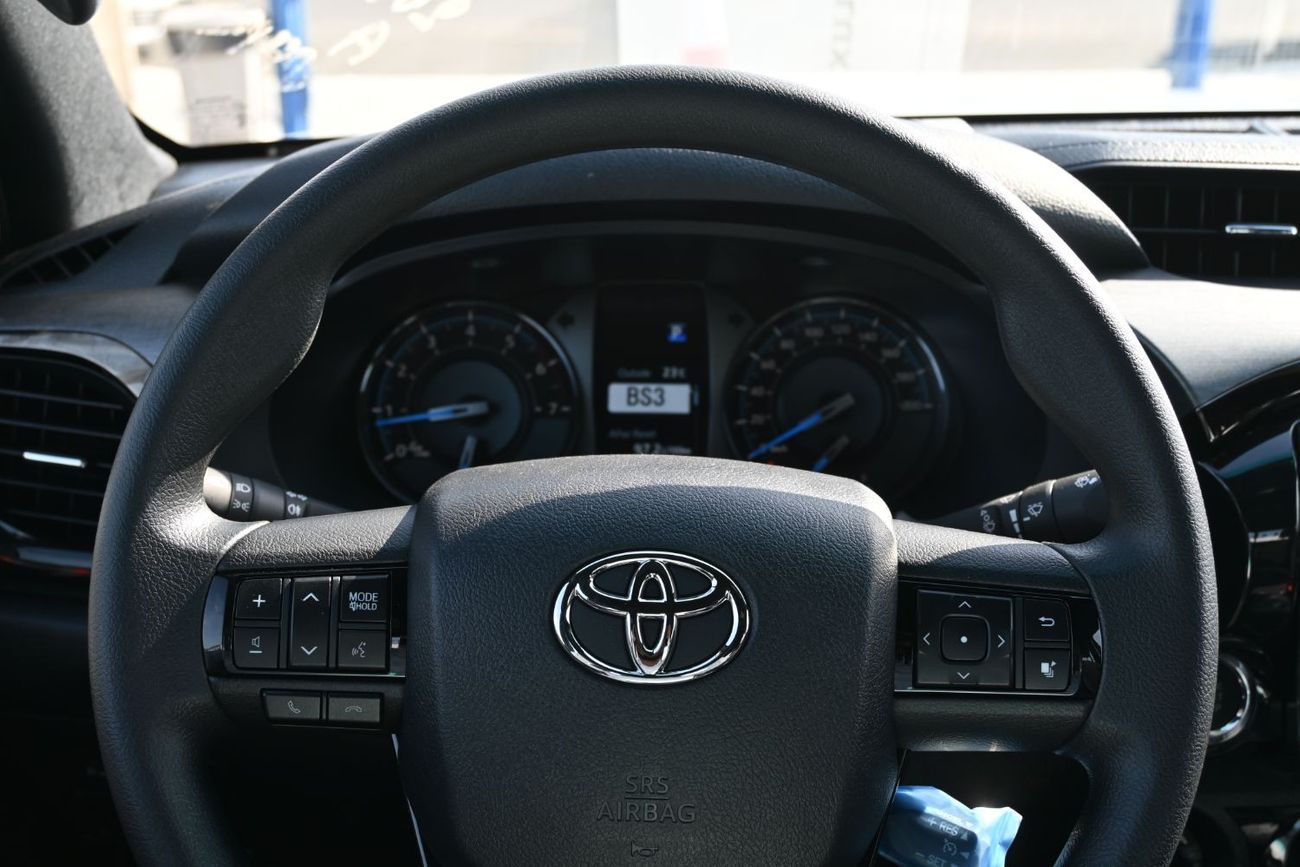 Toyota Hilux Adventure 4.0L Toyota Hilux Adventure SR5 4.0L V6, Petrol, 4WD, Pickup