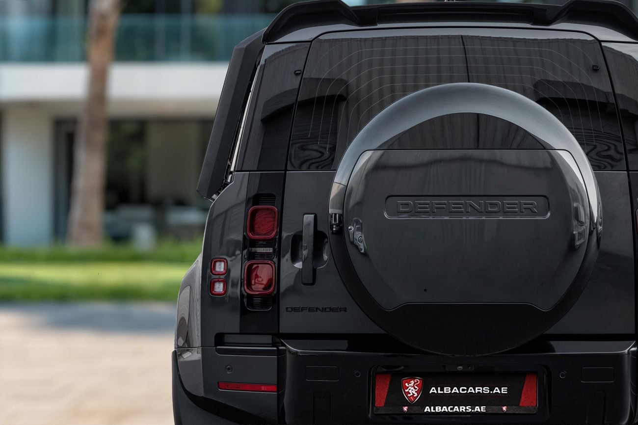 Land Rover Defender 6,218 P.M | P400 HSE | LR Warranty + S/Contract til 2029 | 0% Downpayment