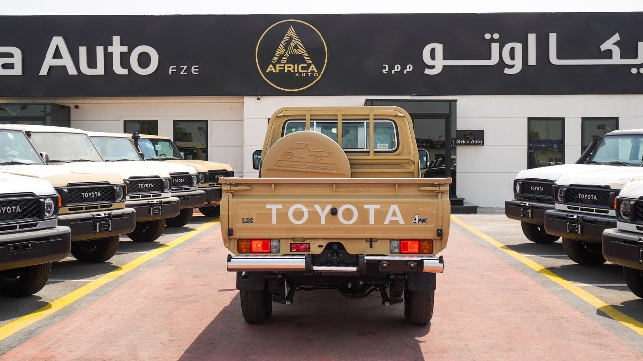 Toyota Land Cruiser Pick Up LX 2.8L Diesel Single Cabin M/T