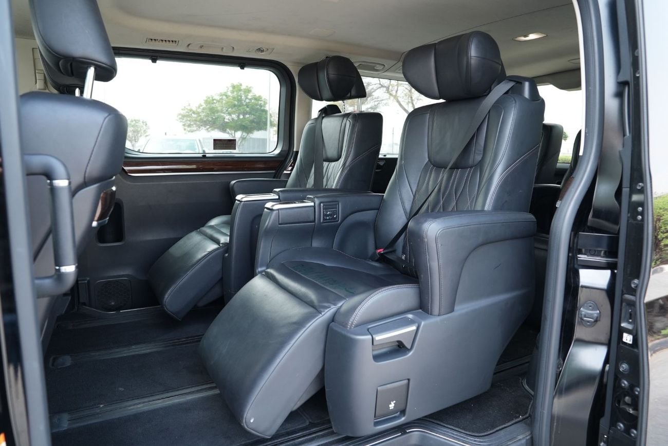 Toyota Granvia PREMIUM
