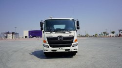 Hino 500 HINO FM 2829 Chassis GVW 28 Ton, Single Cab 6 × 4 with Bed Space, M/T My21