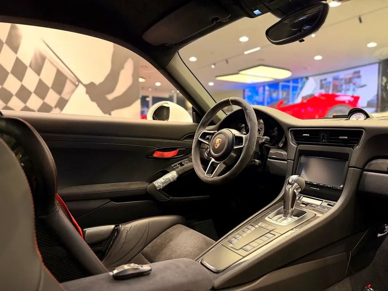 Porsche 911 GT3 RS 4.0L 911 GT3 RS (Carrera) - 5700 KM ONLY