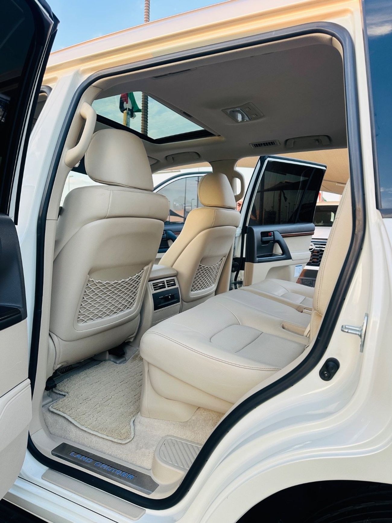 تويوتا لاند كروزر