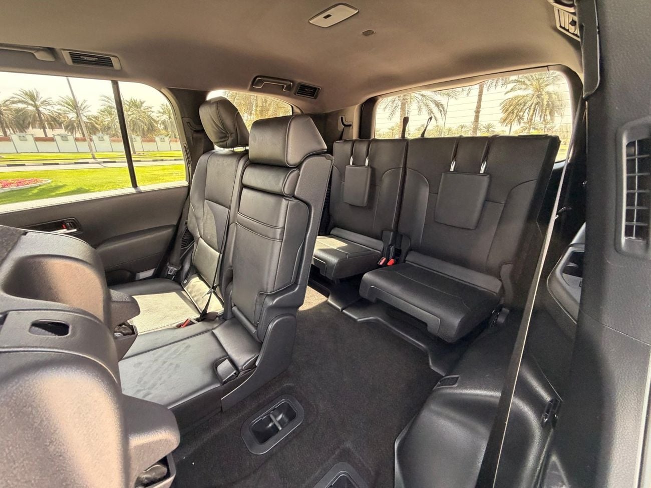 تويوتا لاند كروزر VX 3.3L