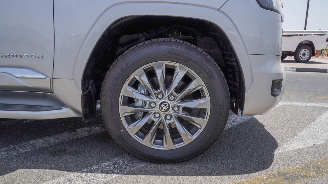 Toyota Land Cruiser GXR 3.5 L V6