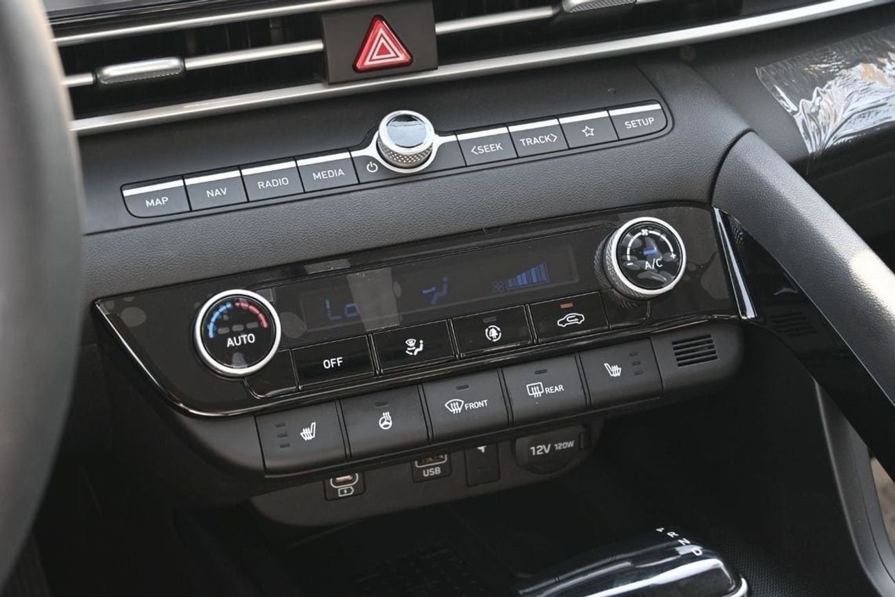 Hyundai Elantra Hyundai Elentra LUX 1.5L, Petrol, Model 2024, Color White (Export Price)