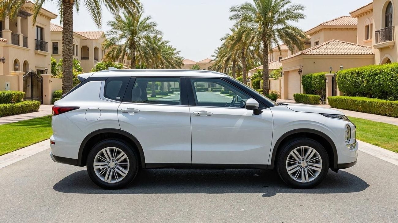 Mitsubishi Outlander GLX MIDLINE — фото 3