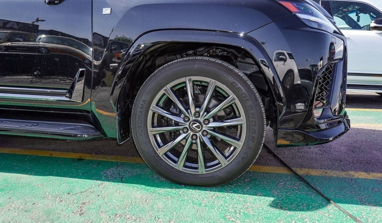 Lexus LX600 F SPORT FSport 3.5L V6. 5 Seater