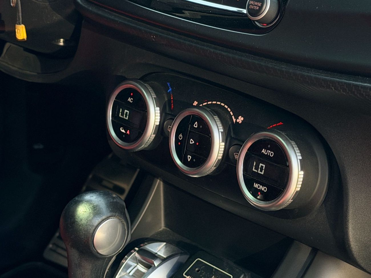 ألفا روميو جوليتا Veloce 1.8L