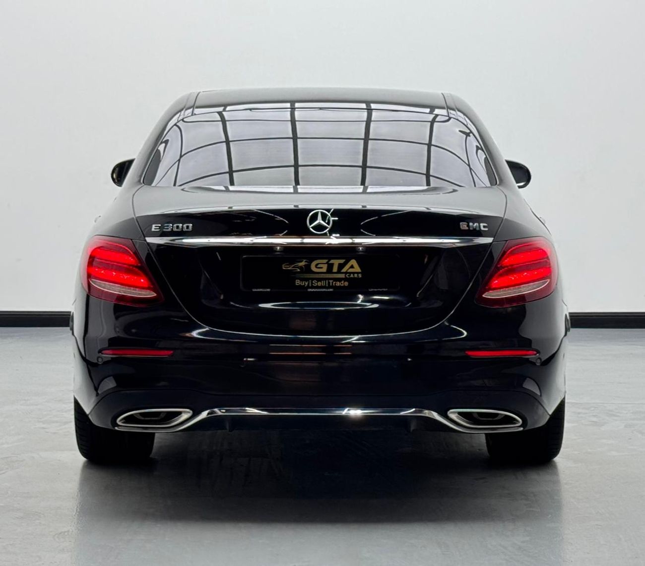 Mercedes-Benz E300 2020 Mercedes-Benz E300 AMG, Mercedes Service History, 1 Year Warranty, Excellent Condition, GCC