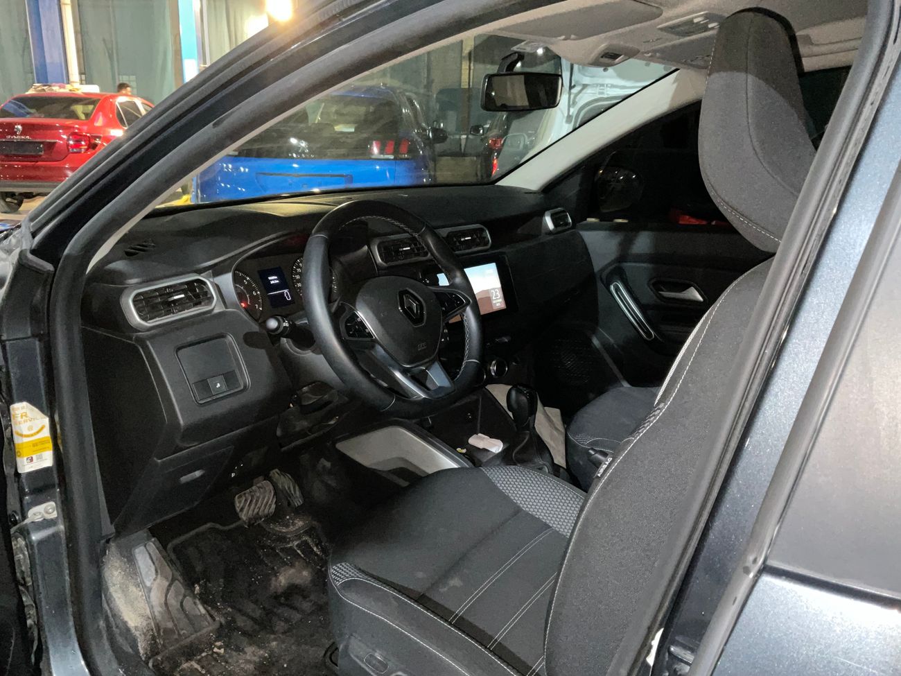 Renault Duster LE | Guaranteed Warranty | 0 Down Payment