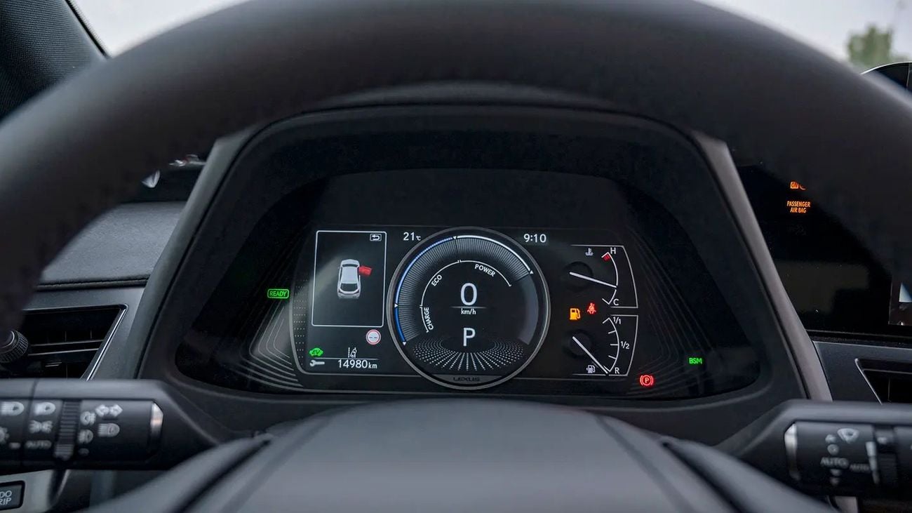 Lexus UX250h UX 250 | 2-YEAR WARRANTY + SERVICE AVAILABLE | IN-HOUSE FINANCING | 0% DOWNPAYMENT (BANK)
