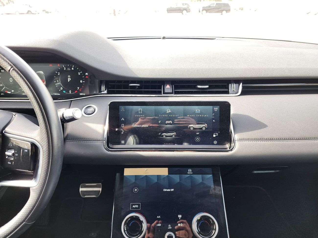 لاند روفر رانج روفر إيفوك P200 R-Dynamic SE 2.0L