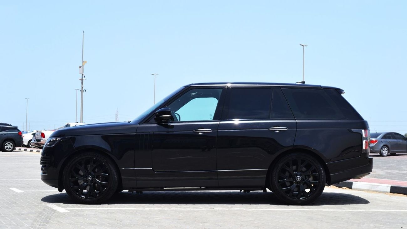 لاند روفر رينج روفر Range Rover VOGUE SE Supercharged V8 2018 Full option Super clean car specs GCC