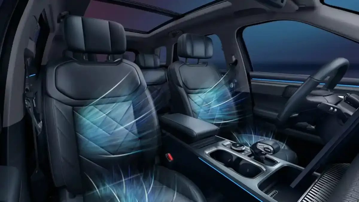 جاك J7 interior - Seats