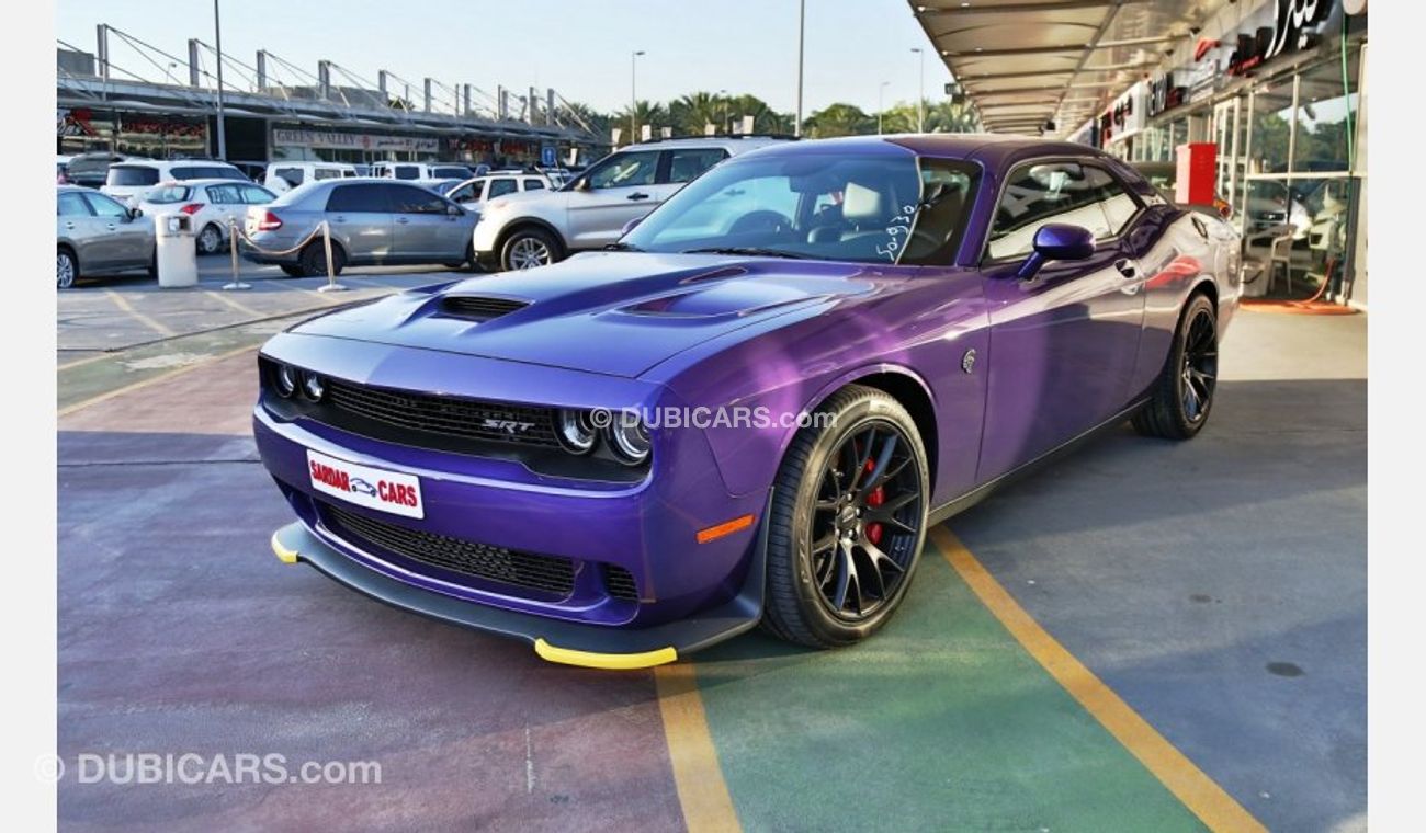 Dodge Challenger SRT Hellcat Supercharged