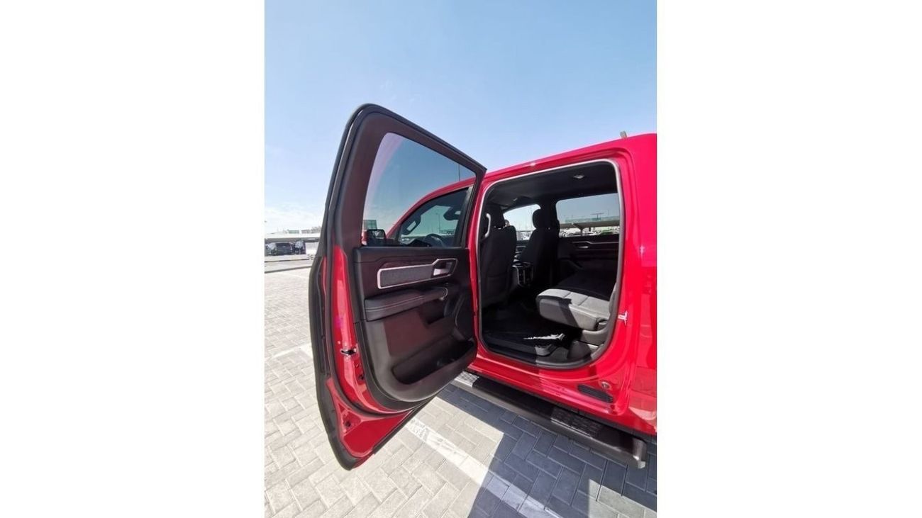 RAM 1500 Dodge RAM Bighorn - 2022 - Red