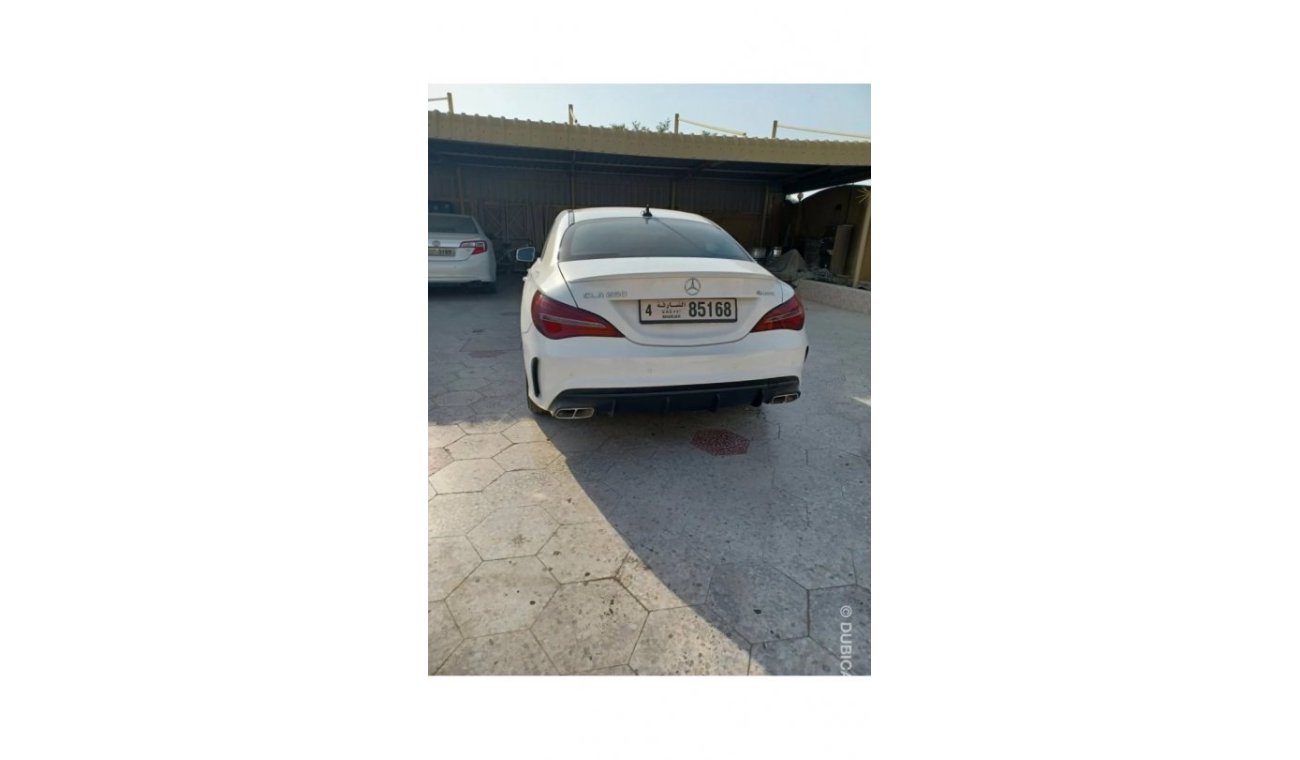 Mercedes-Benz CLA 250 2.0 L