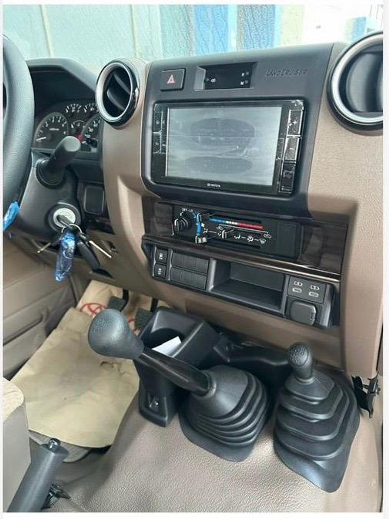 Toyota Land Cruiser Pick Up SC 4.0L