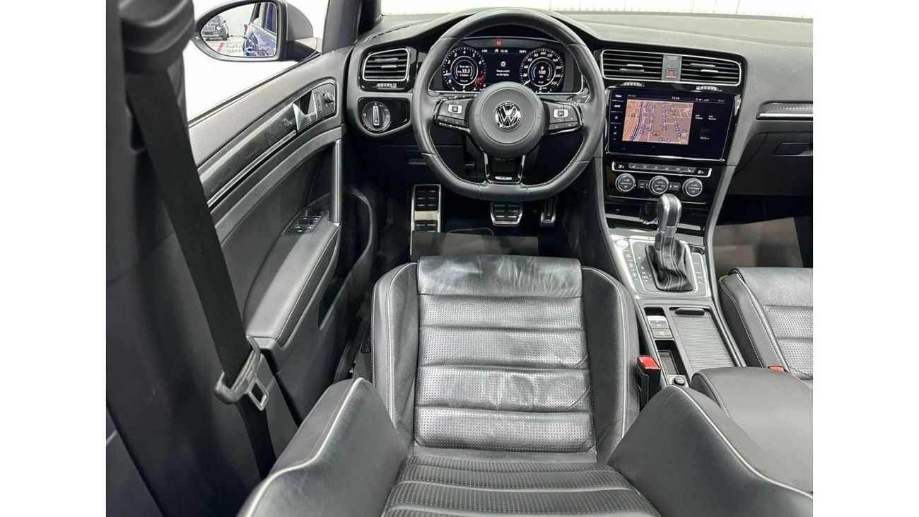 فولكس واجن جولف 2018 Volkswagen Golf R, Full VW Service History, GCC